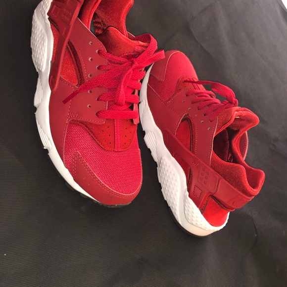 Nike Huarache Run Running Shoes 🛑SOLD🛑 - Picture 3 of 3